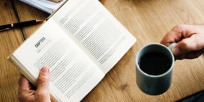 Pay Gaps, Disagreements & Christmas Reading 