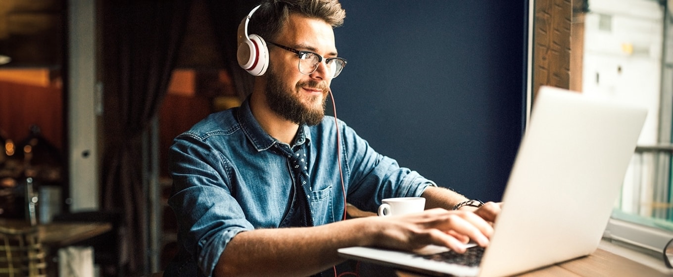 Top 20 Business Podcasts - Fleximize