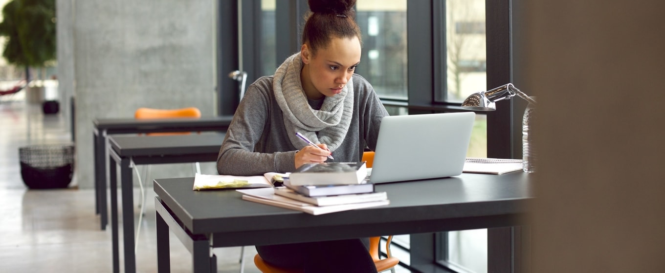Why E-Learning Is the Future of Employee Training - Fleximize